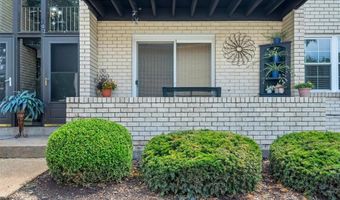 102 A Shadalane Walk A, Ballwin, MO 63011