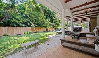 9715 SINGLETON Dr, Bethesda, MD 20817