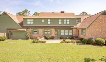 220 Lake Shore Dr, Alma, GA 31510