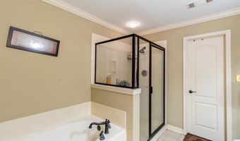 1528 Brookshire Dr, Benton, AR 72019