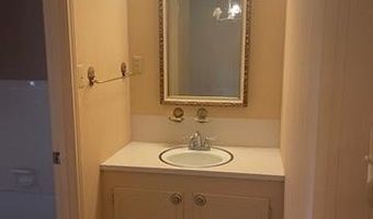 5621 CARL St, Alexandria, LA 71301
