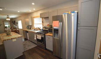 202 4TH St, Chugwater, WY 82210
