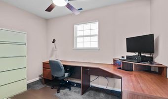 923 Stave Oak Dr, Beech Grove, IN 46107
