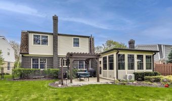 1608 N Douglas Ave, Arlington Heights, IL 60004