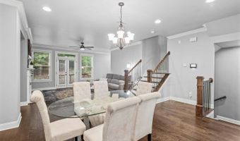 1044 Township Sq, Alpharetta, GA 30022