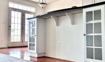 5605 HARRINGTON FALLS Ln F, Alexandria, VA 22312