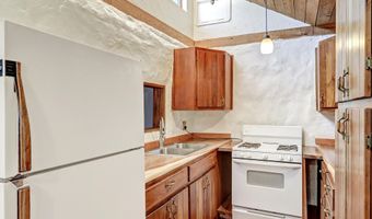 541 ATRISCO Dr NW, Albuquerque, NM 87105