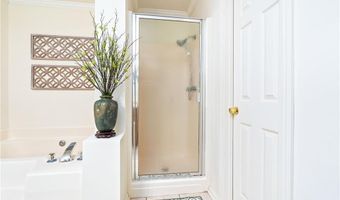 1717 CLAIRMONT Crst, Alexander City, AL 35010