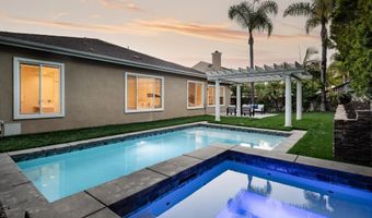 7886 Sitio Abeto, Carlsbad, CA 92009