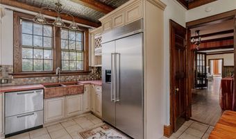 1325 Bunker Hill Rd, Ashtabula, OH 44004