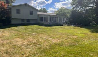 1064 Elmarna Ave, Ashland, OH 44805
