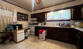 277 Herbert St, Alton, IL 62002