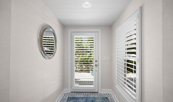 50 BEACH COTTAGE Ln, Atlantic Beach, FL 32233