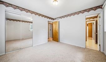 1118 Terrell Dr, Akron, OH 44313