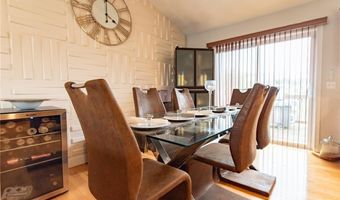 10 Flanders St, Johnston, RI 02919