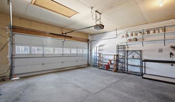 829 E CARLSON St, Cheyenne, WY 82009