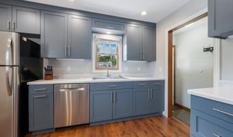 1518 E HARRIET St, Appleton, WI 54915