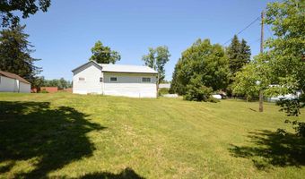 5924 Elm St, Alba, MI 49611