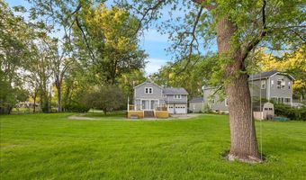 1418 Winaki Trl, Algonquin, IL 60102