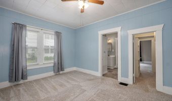 601 S Madison Ave, Aurora, MO 65605