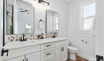 412 Antonette Cir, Cascade, ID 83611