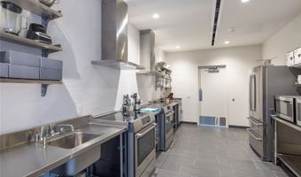 1001 Queen St 3108, Honolulu, HI 96814