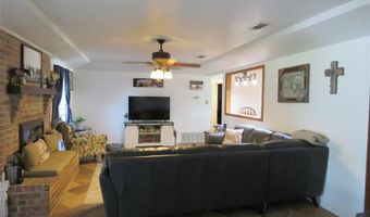2038 Hill Top Cir, Weatherford, TX 76085