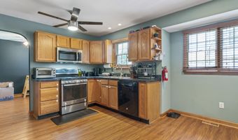 4 Cannonball Dr, Barnegat, NJ 08005