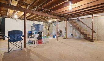 10 Sprague St, Cumberland, RI 02864