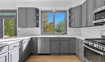 4624 S Hampton Cir, Boulder, CO 80301
