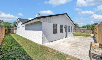 404 Comanche Trl, Altus, OK 73521
