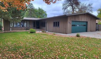 1314 N 3rd St, Aberdeen, SD 57401
