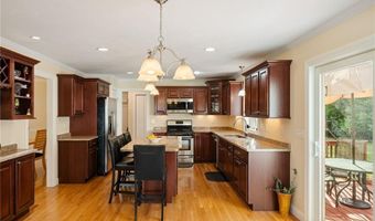 10 Sables Way, Lincoln, RI 02865