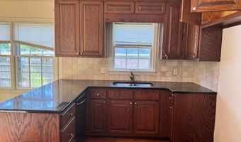 1716 Whisperwood St, Albany, GA 31721