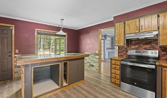 2106 Davie Ln, Camden, SC 29020