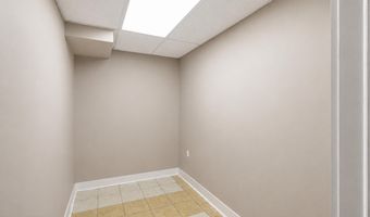 295 Coolidge Ave, Bayville, NJ 08721