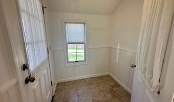 75 Northport Ave, Belfast, ME 04915