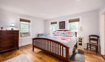 366 Old Concord Tpke, Barrington, NH 03825