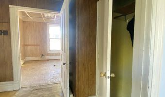 237 MILL St, Algoma, WI 54201