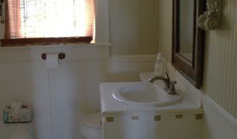 1305 FOREST Ln, Anniston, AL 36201