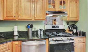 141 Eastwick Ct, Aberdeen, NJ 07747