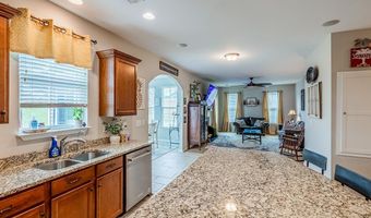 208 Castleton Cir, Boiling Springs, SC 29316