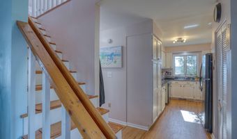 121 S SANDPIPER Dr, Dover, DE 19901