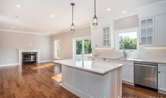 941 High Rd, Berlin, CT 06037