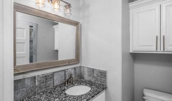 2608 NW 58th St, Lawton, OK 73505
