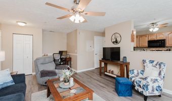 300 HAZELNUT Ct 300H, Bel Air, MD 21015