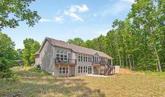 1663 Fairview Dr, Allegan, MI 49010