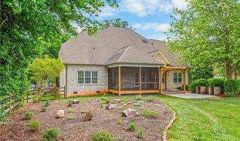 215 Essex Farm Rd, Advance, NC 27006