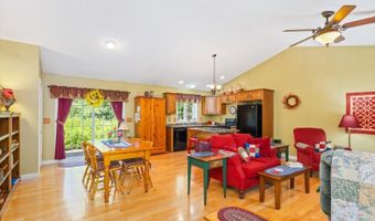 5 Pinehurst Dr, Bennington, NH 03442