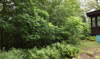 26 Woodland Dr, Barre, VT 05641